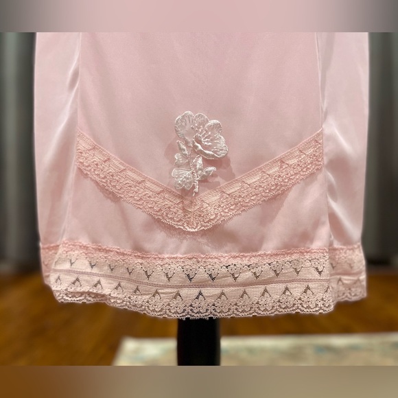 Viola Montreal vintage pink half slip skirt - Picture 2 of 10